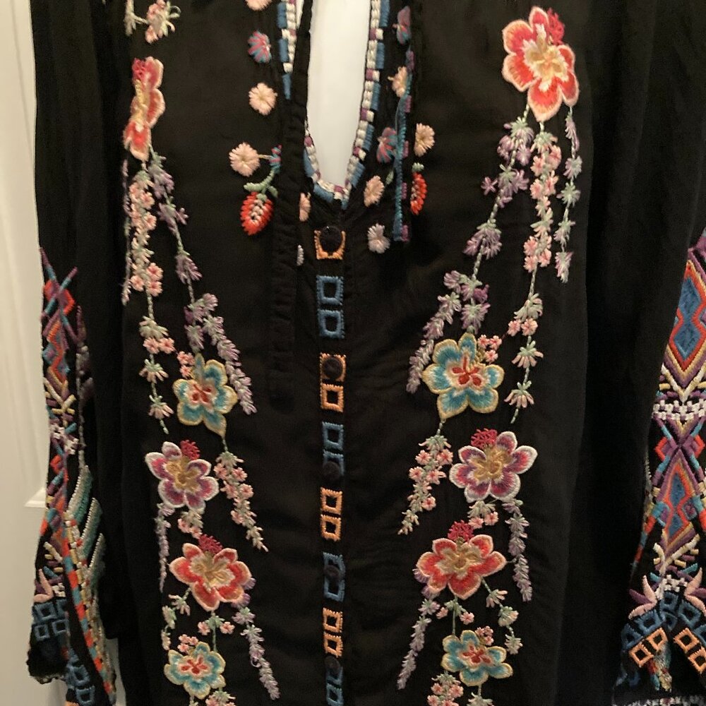 Johnny Was black and floral  tunic top Heavily Embroidered. S EUC